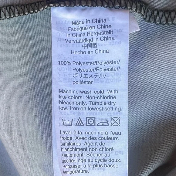 J. Crew Camouflage Rain Jacket with Gold Zipper and Snaps Size Small - Picture 10 of 16